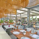 Üdülőközpont Cullinan 5*